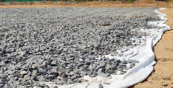 Преимущества использования геотекстиля при укладке щебня